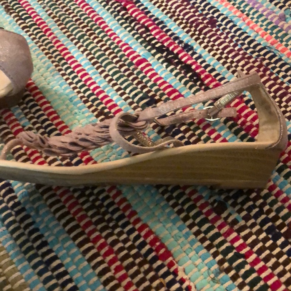 Express Sandals - Picture 5 of 5